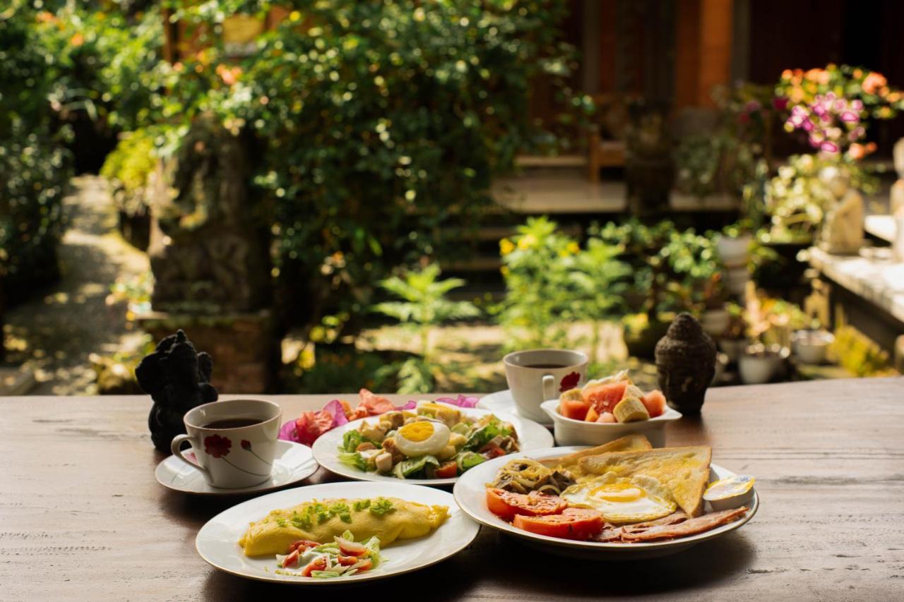 Satya House Ubud Exterior photo
